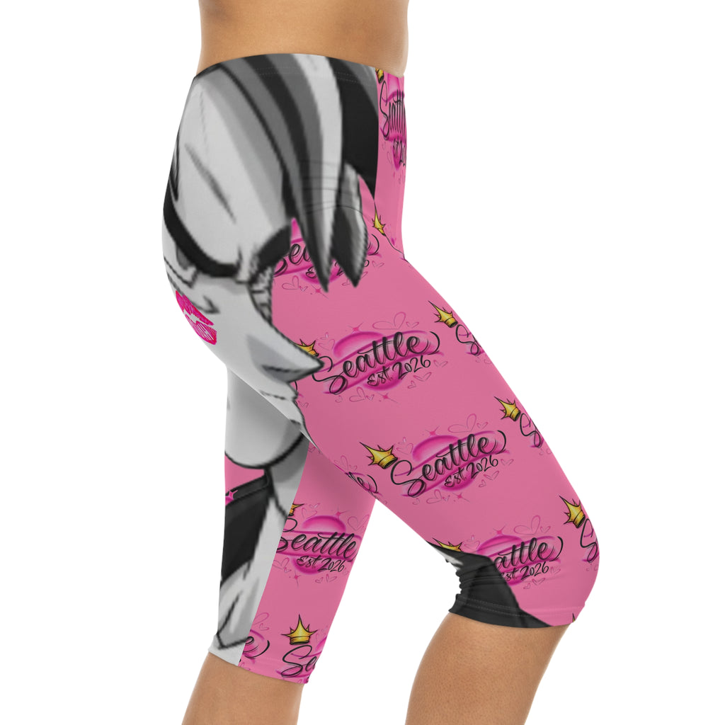 Seattle Queen Capri Leggings — Pink Anime Kiss Graphic