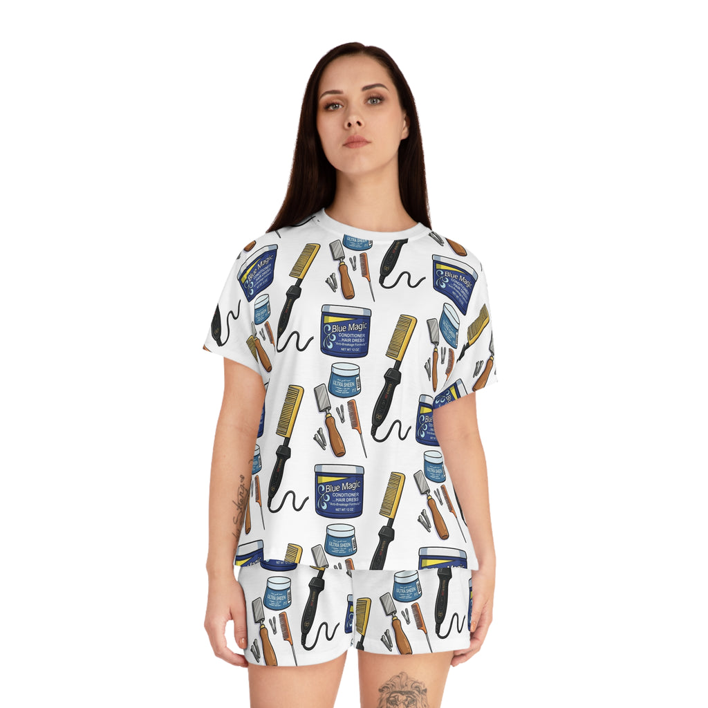 Pajama Set — Hair Care Pattern Women's Short Sleep Set (Curling Iron, Comb & Pomade Print)